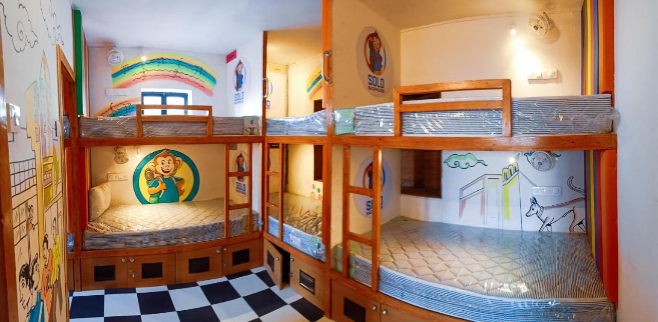 Solo Backpacker Hostel Βομβάη Εξωτερικό φωτογραφία